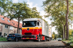 Mod 316148Aa+ / Simon Loos