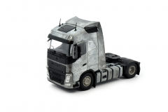 Volvo FH04 Globetrotter 4x2 tractor chassis kit