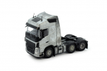 Volvo FH05 Globetrotter 6x2 twinsteer chassis kit